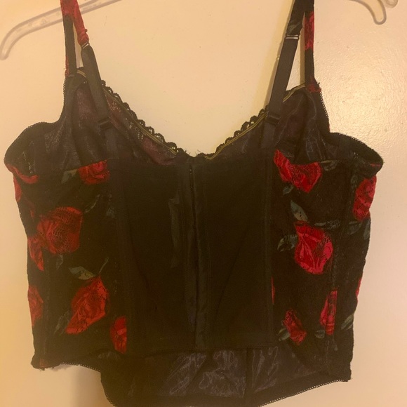 Women’s Bra or Corset. - Picture 6 of 6